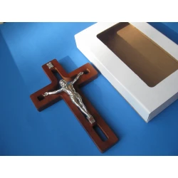Krzyż drewniany ciemny brąz 24,5 cm JB 2